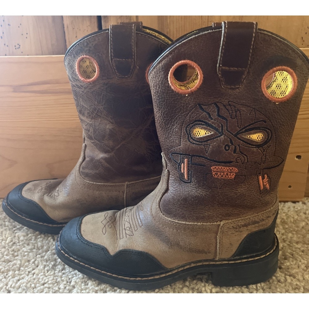 Cody James Warrior Skull Square Toe Kids Size 1 D Pull On Work/Western Boots